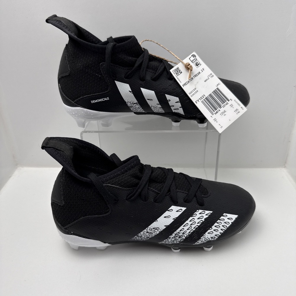 Adidas Predator Freak.3 FG J Soccer Cleats, Youth size 1